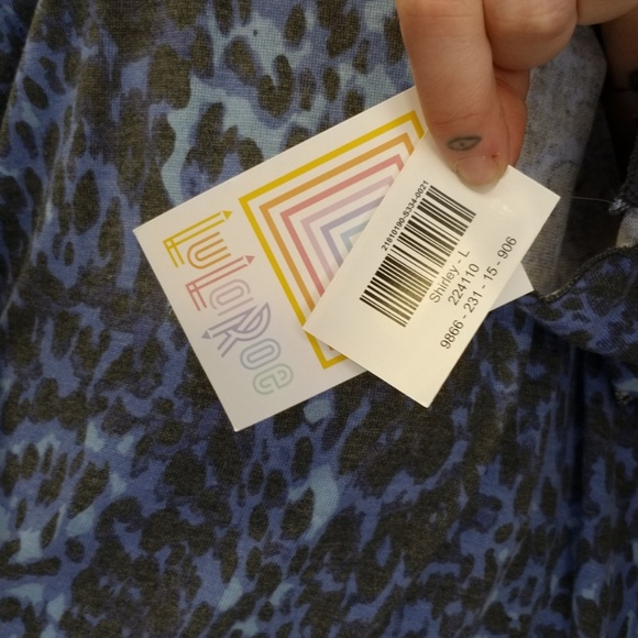 nwt LULAROE Shirley Duster Rare Blue Snow Leopard - Picture 5 of 7